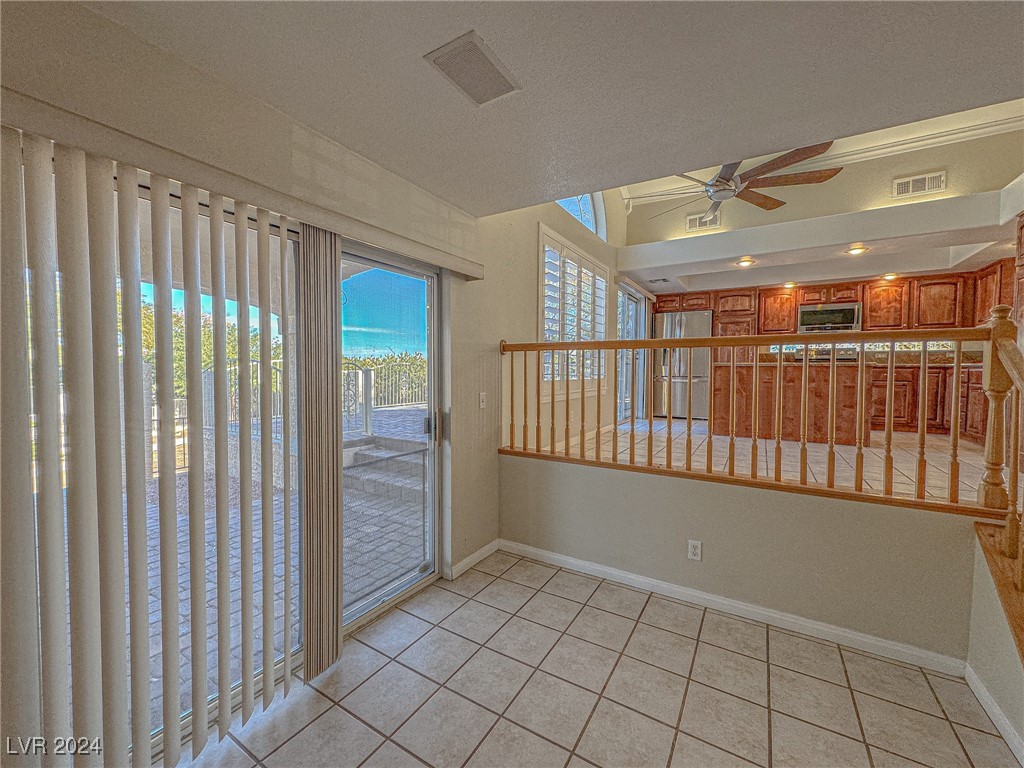 380 East Maulding Avenue