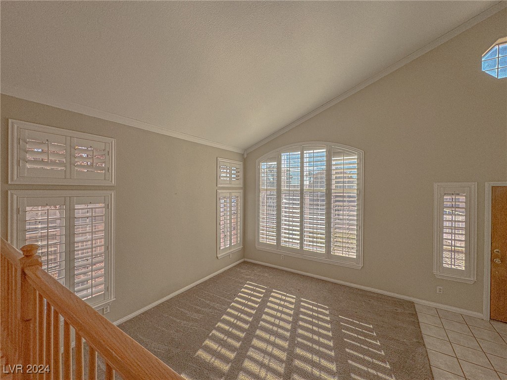 380 East Maulding Avenue
