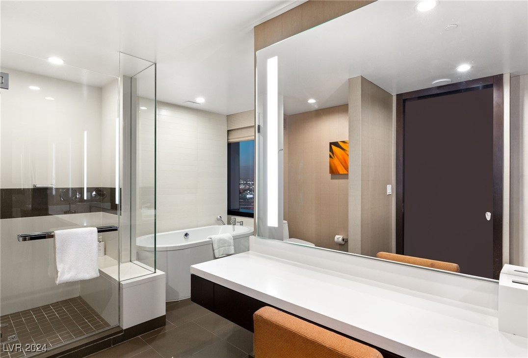 2600 West Harmon Avenue 20024