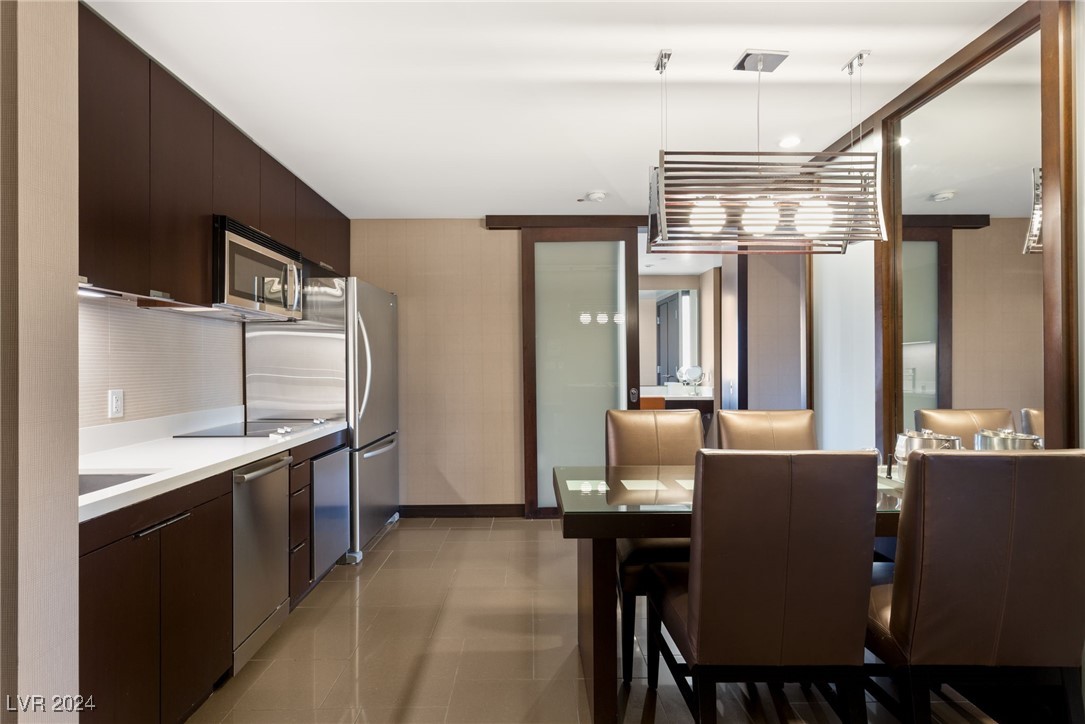 2600 West Harmon Avenue 20024