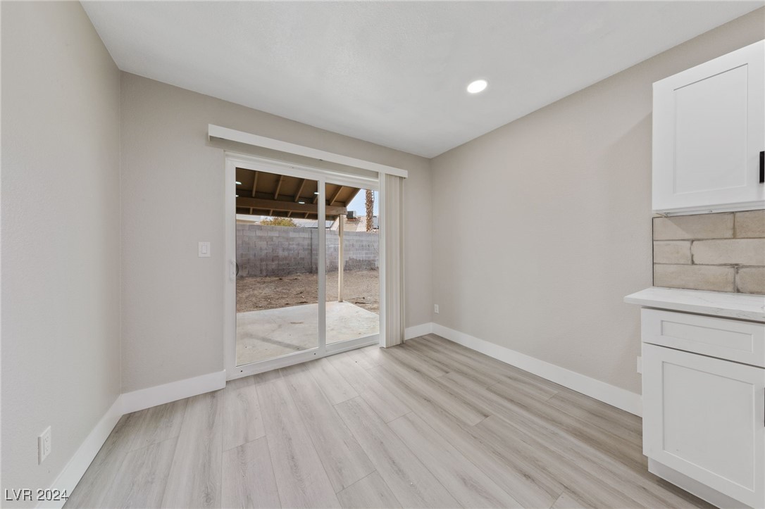 6533 White Swan Circle