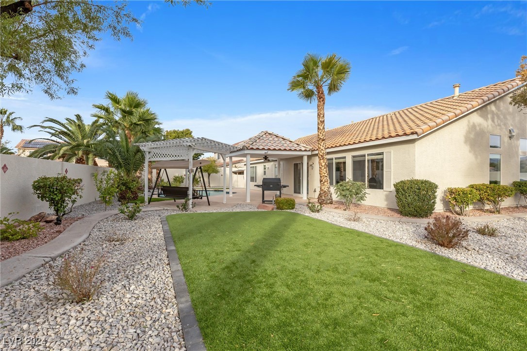 1117 Stable Glen Drive
