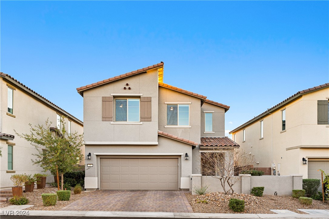 23 Papavero Court