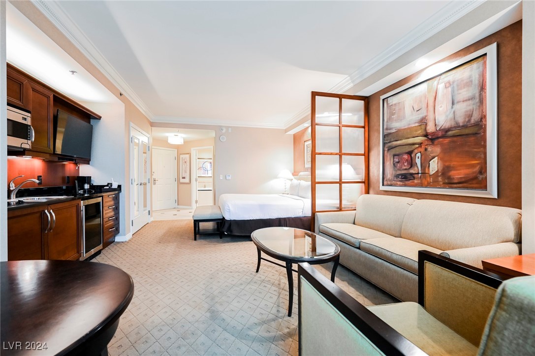 145 East HARMON Avenue 606