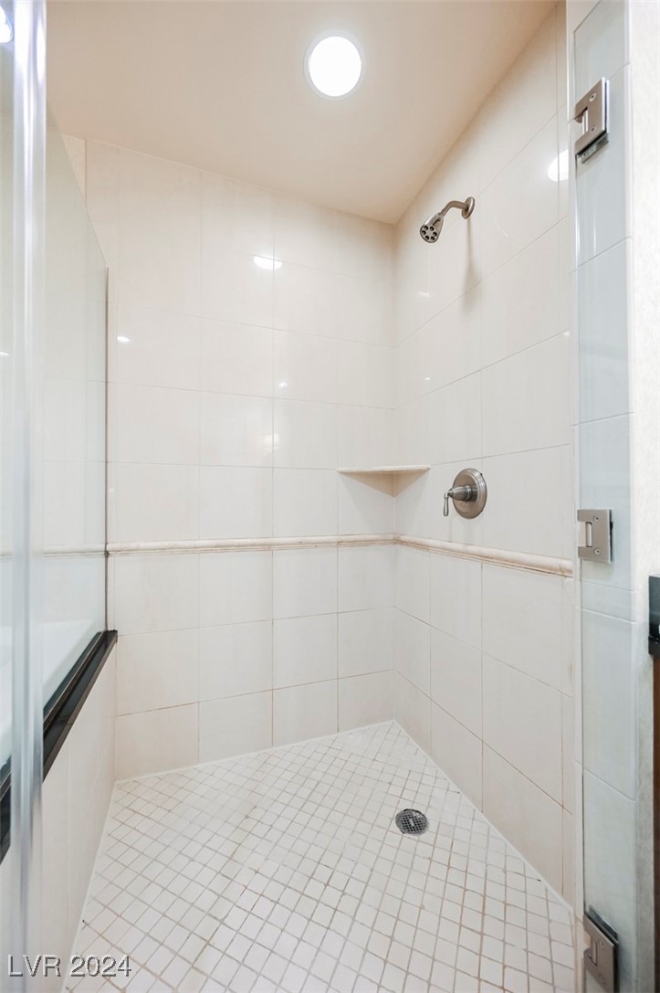 145 East HARMON Avenue 606