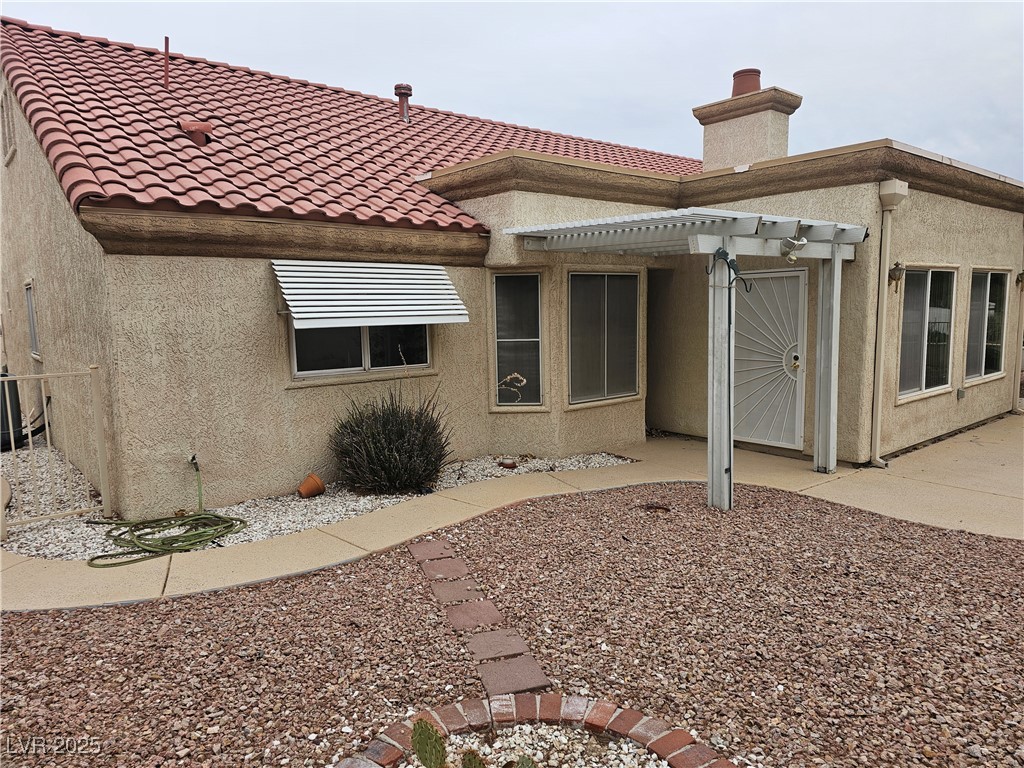 8905 Sandspring Drive