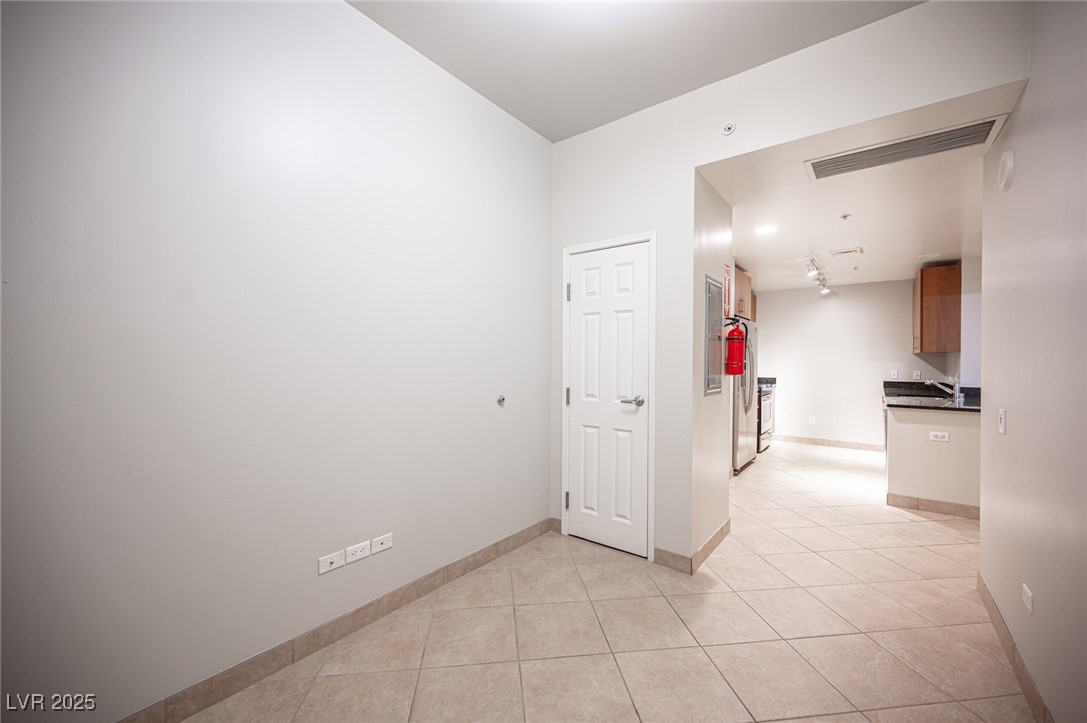 200 West Sahara Avenue 3607