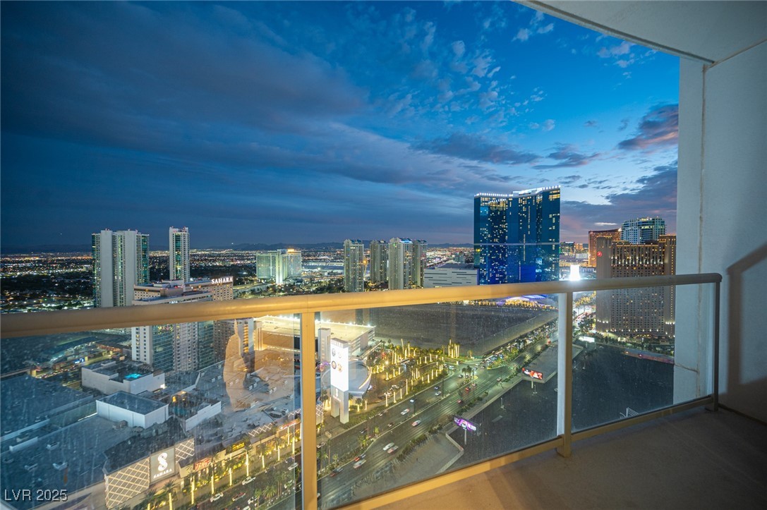 200 West Sahara Avenue 3607