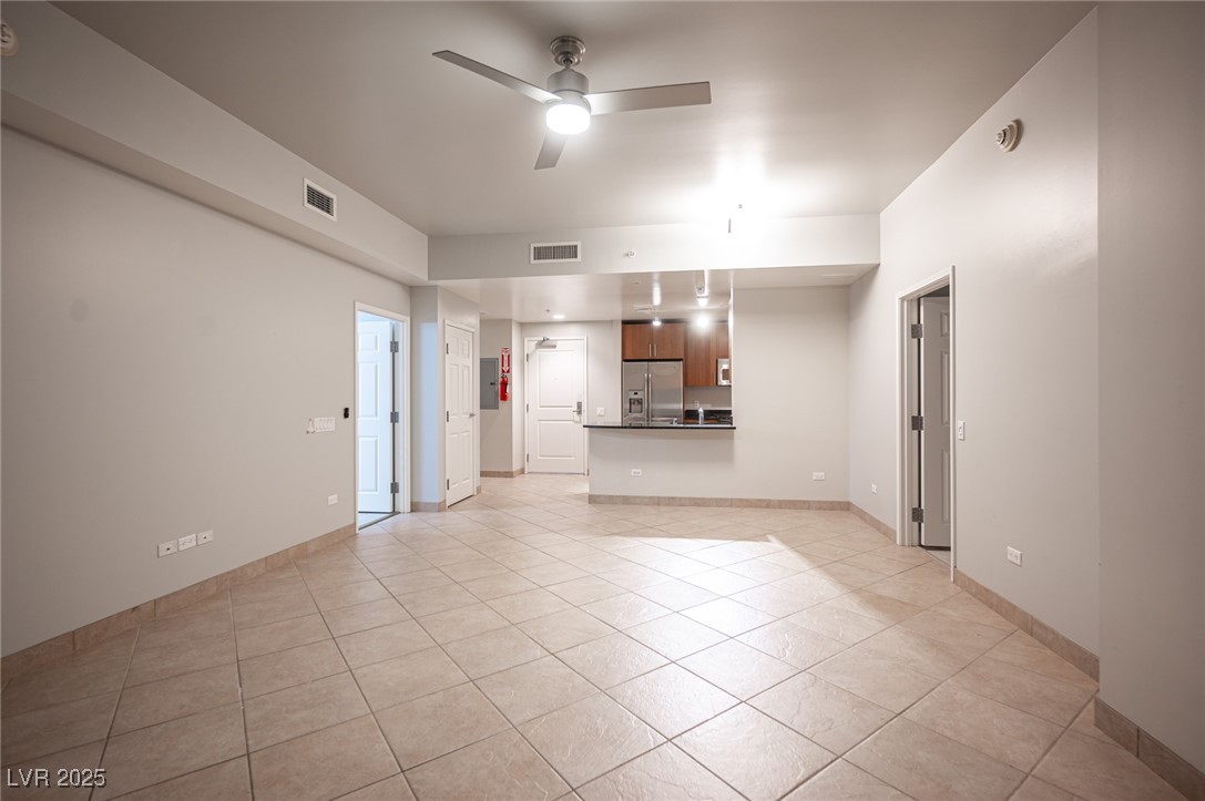 200 West Sahara Avenue 1807