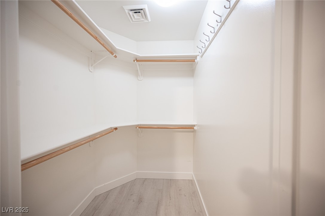 200 West Sahara Avenue 1807