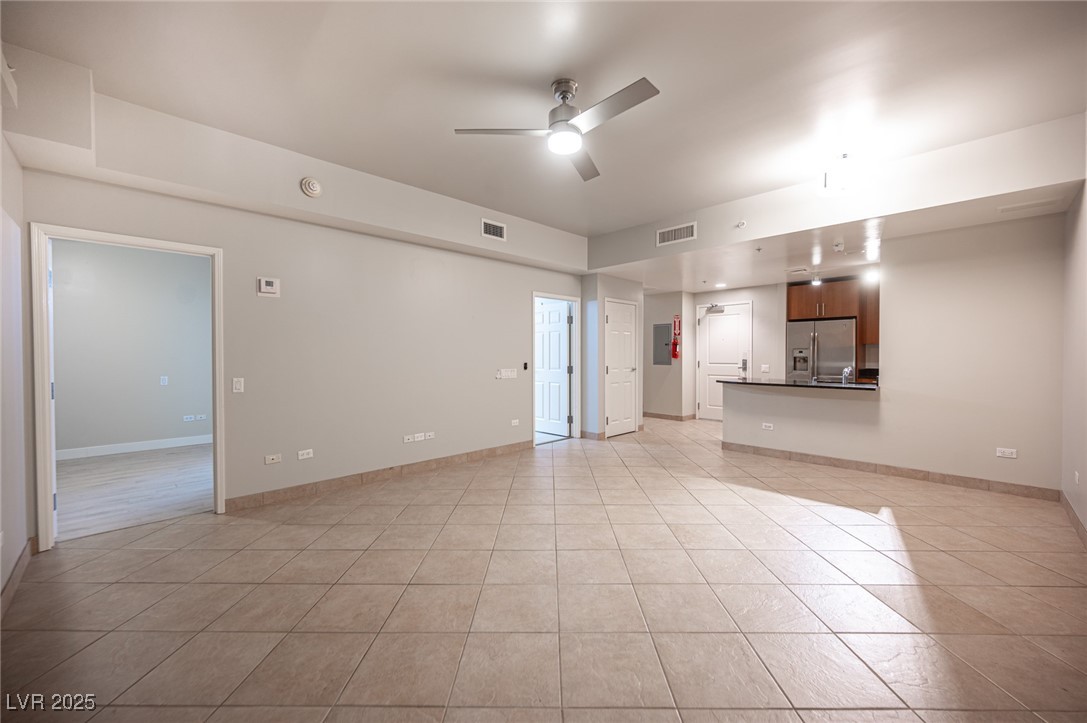 200 West Sahara Avenue 1807