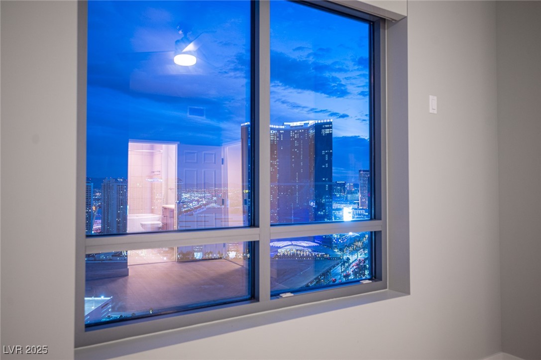 200 West Sahara Avenue 1807