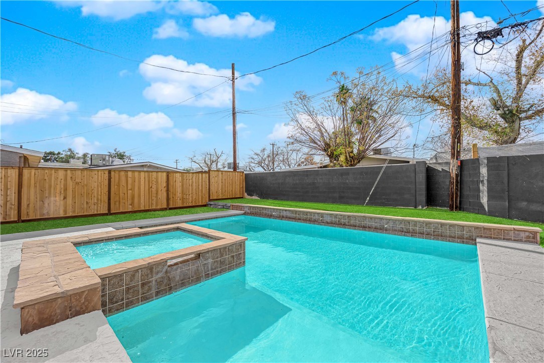 709 Osprey Circle