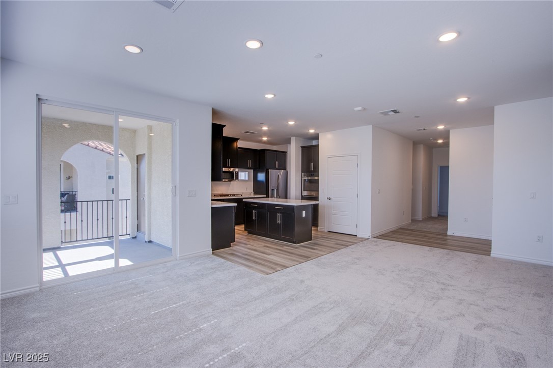 2555 Hampton Road 7306