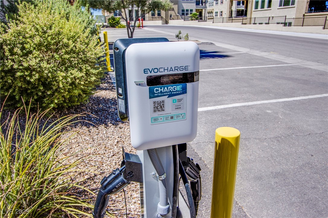 2555 Hampton Road 7306