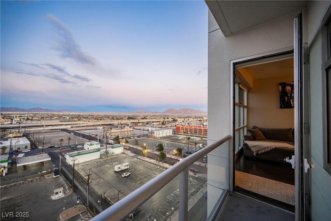150 Las Vegas Boulevard 1103