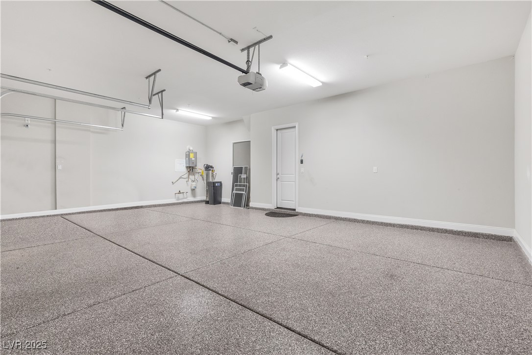 2571 Hazelburn Avenue