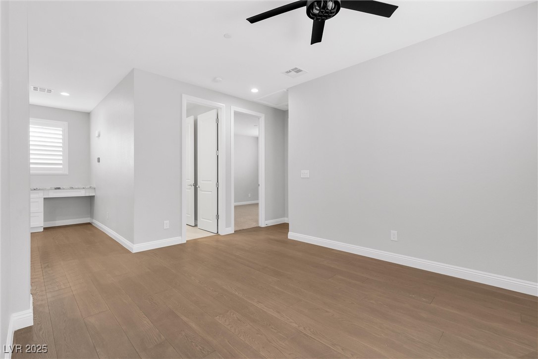 2571 Hazelburn Avenue