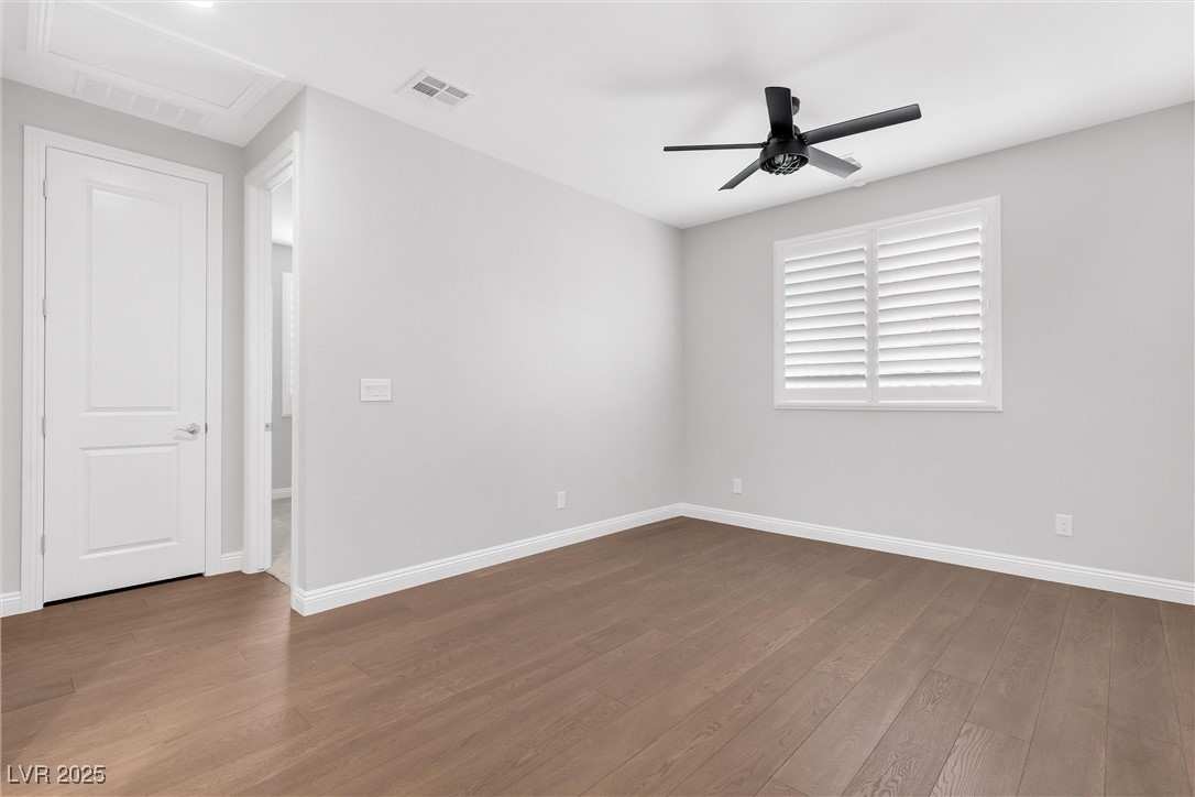 2571 Hazelburn Avenue