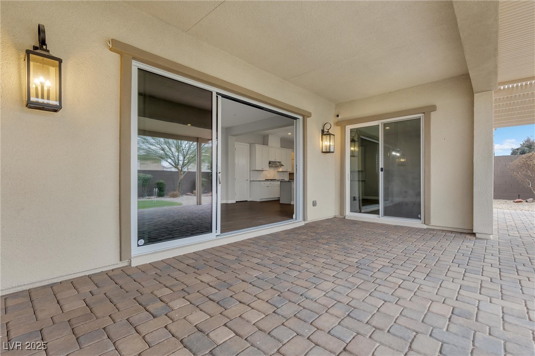 2571 Hazelburn Avenue