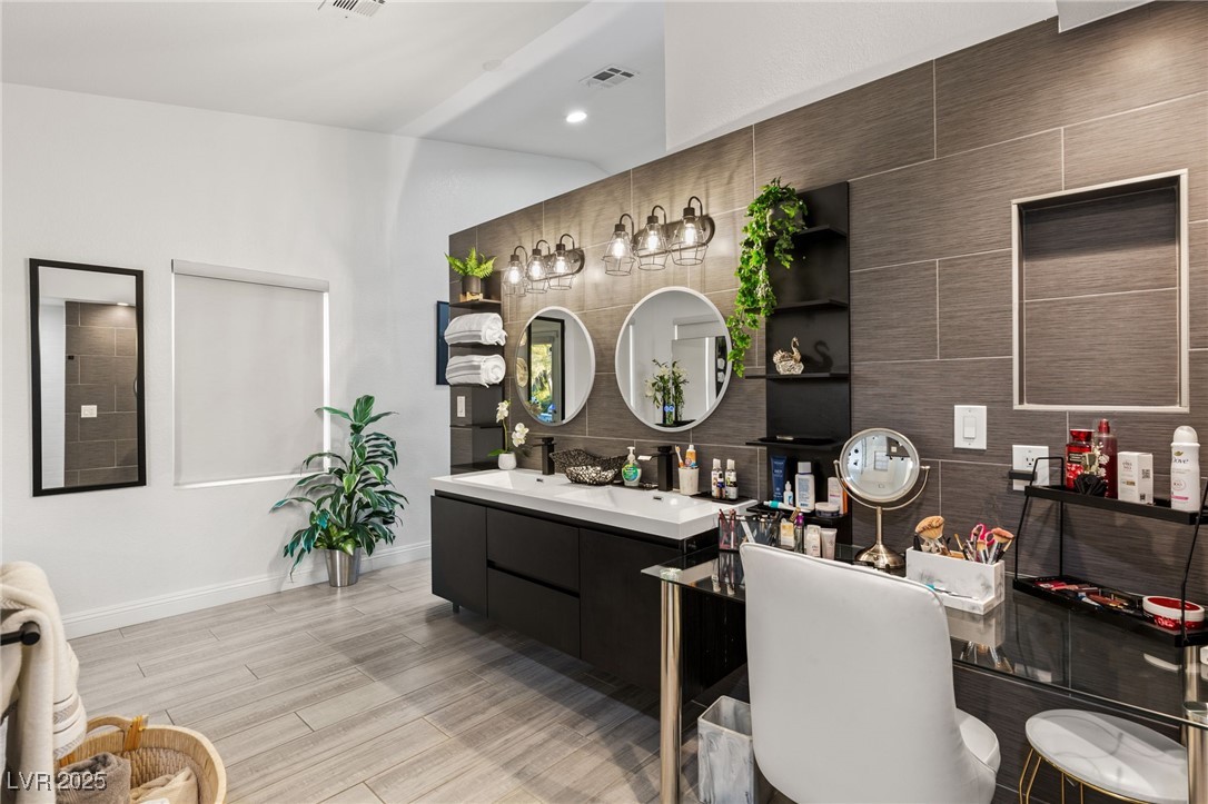 4920 Rancho Bernardo Way