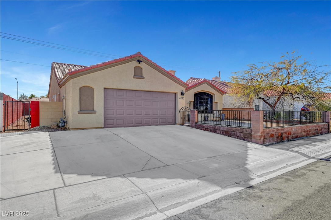 4123 Redfield Avenue