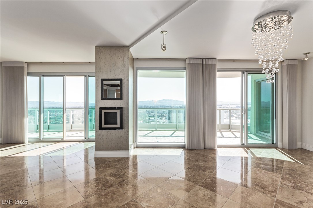 322 Karen Avenue 3808/3804