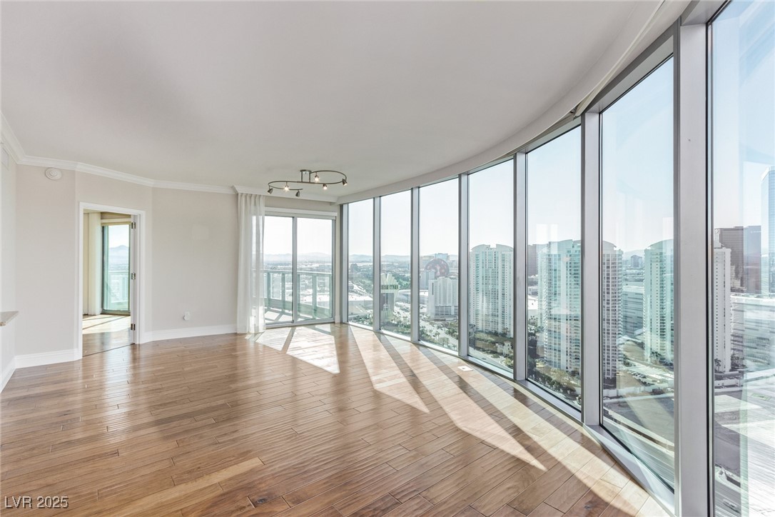 322 Karen Avenue 3808/3804