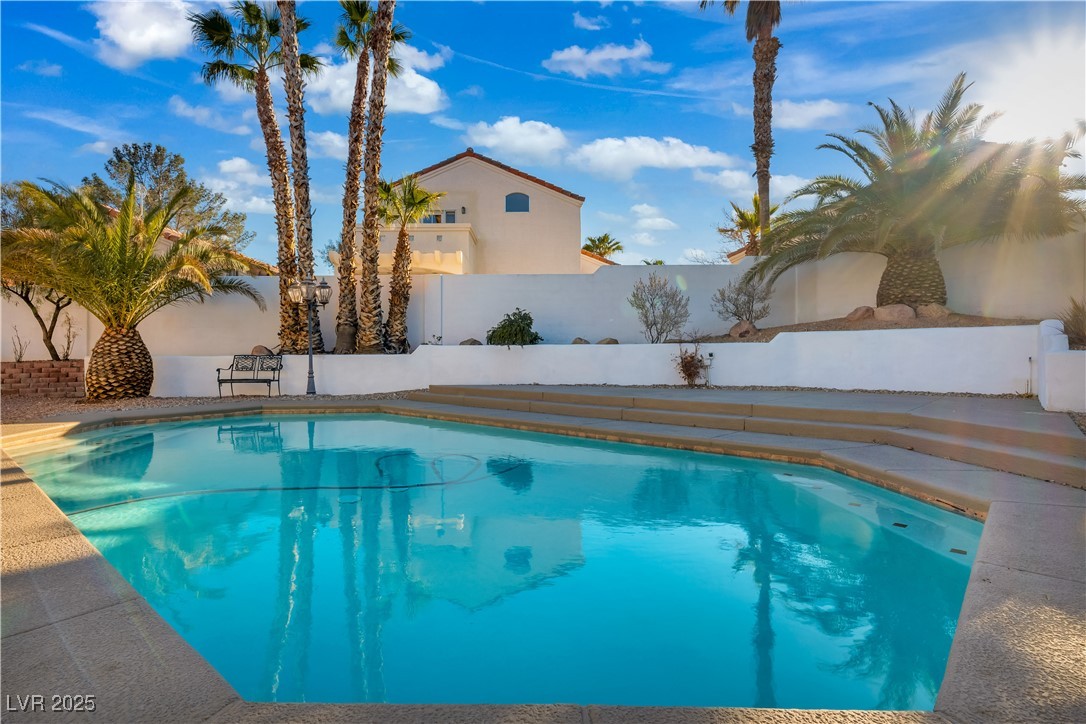 1704 Pinion Mesa Court