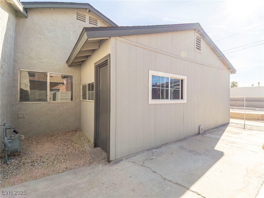 1671 Sandalwood Lane