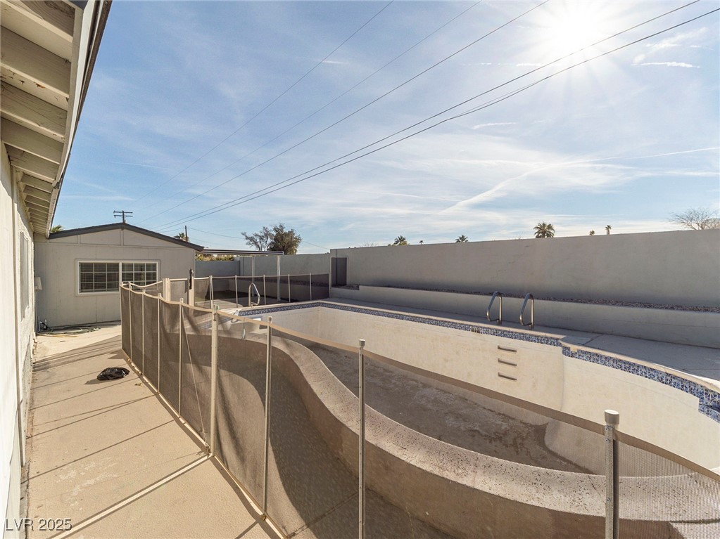 1671 Sandalwood Lane