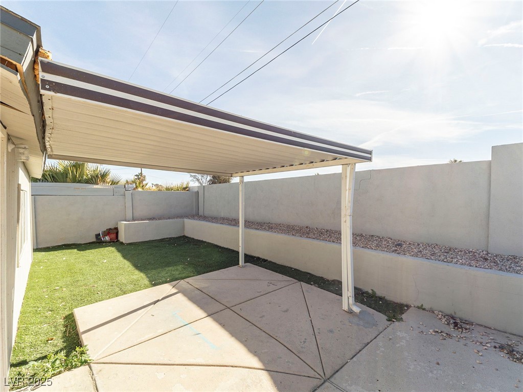 1671 Sandalwood Lane