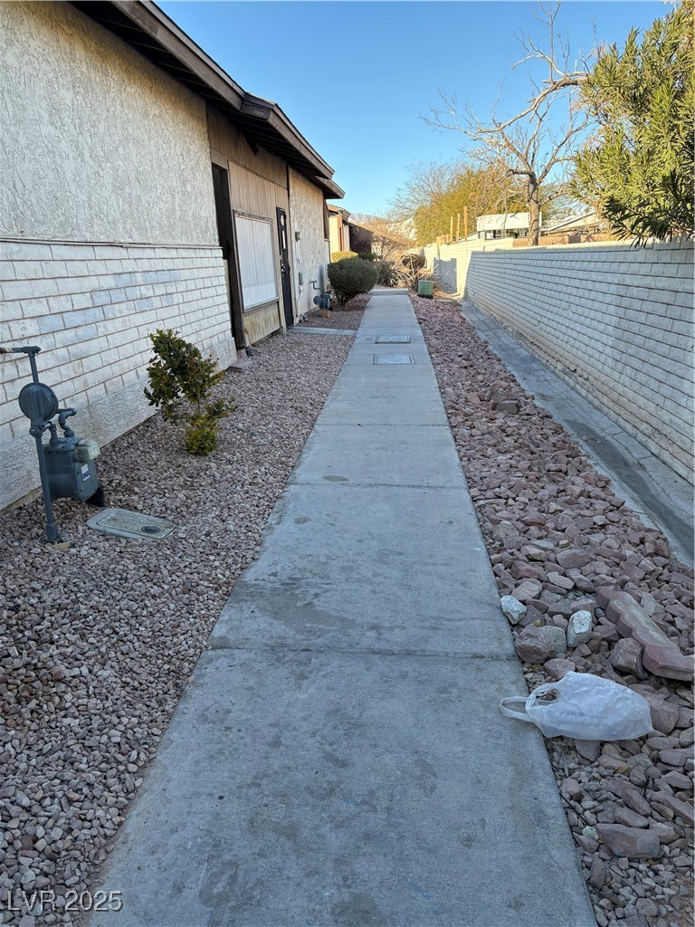 3016 Saint George Street E