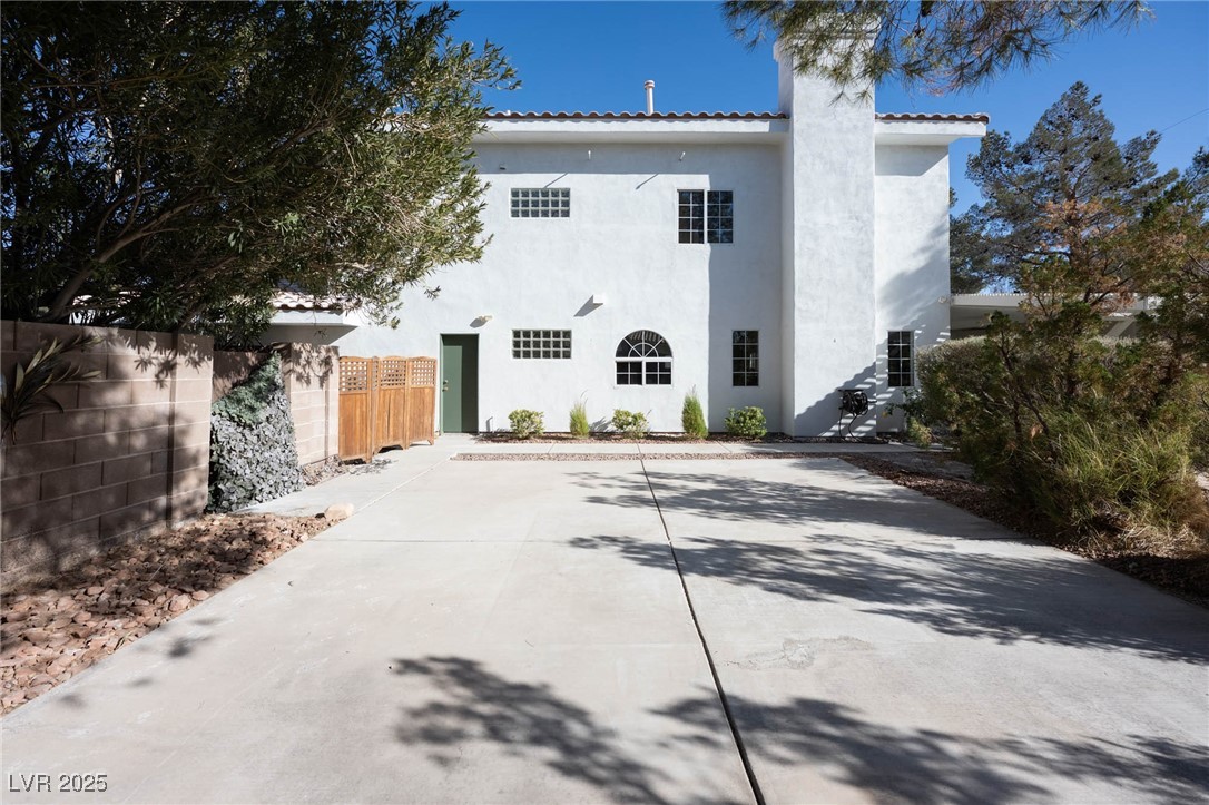 2031 Mondo Court