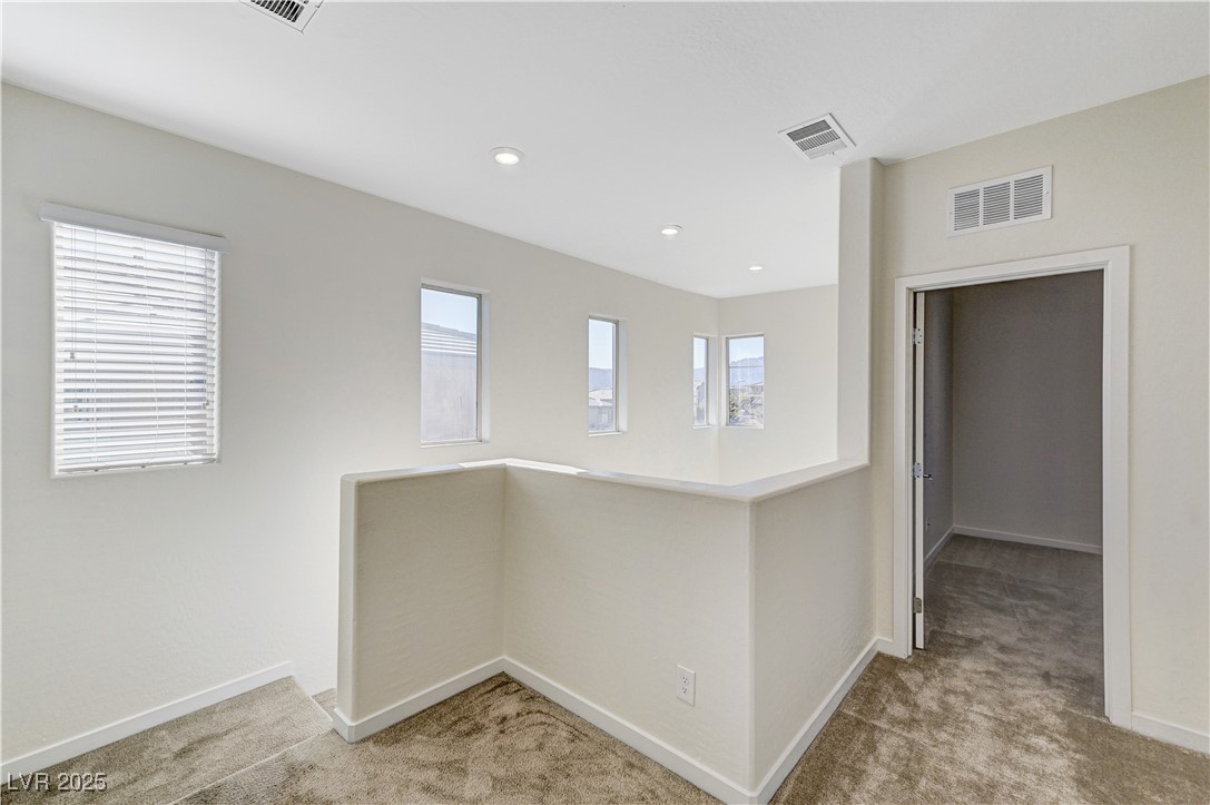 712 Rogue Wave Street