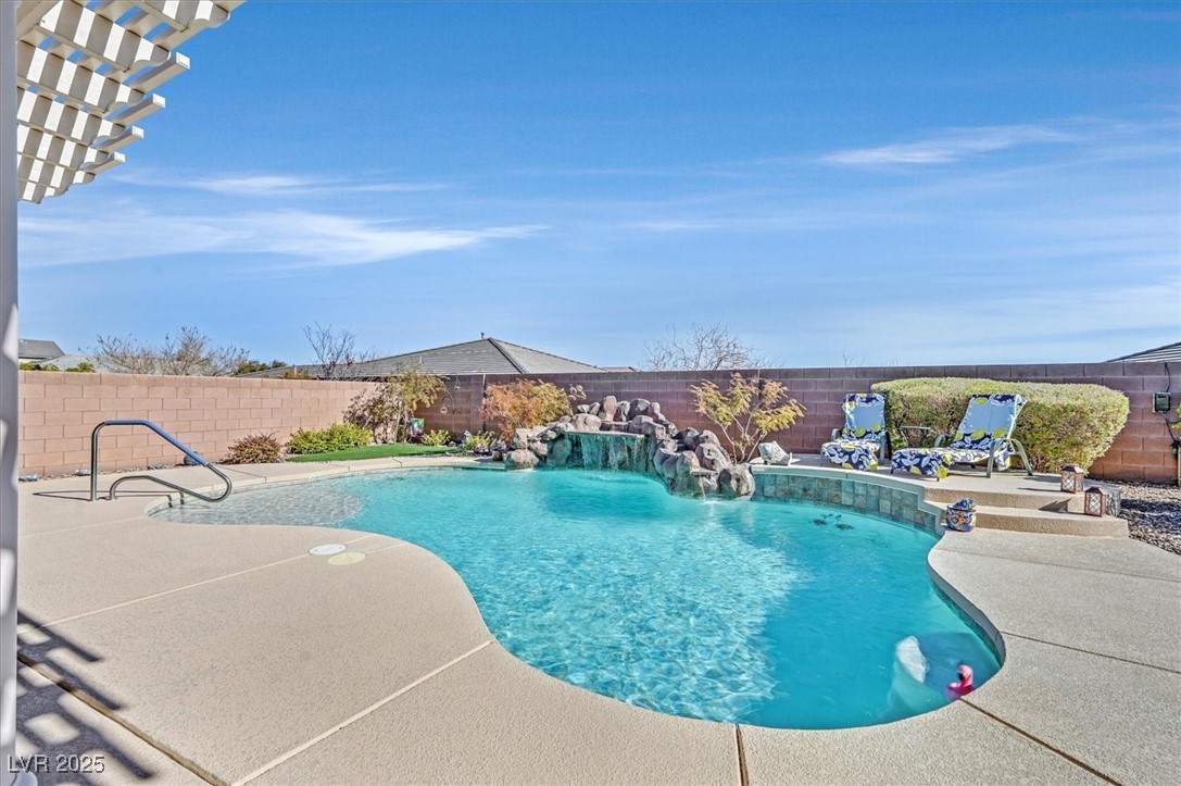 6914 Willowcroft Street