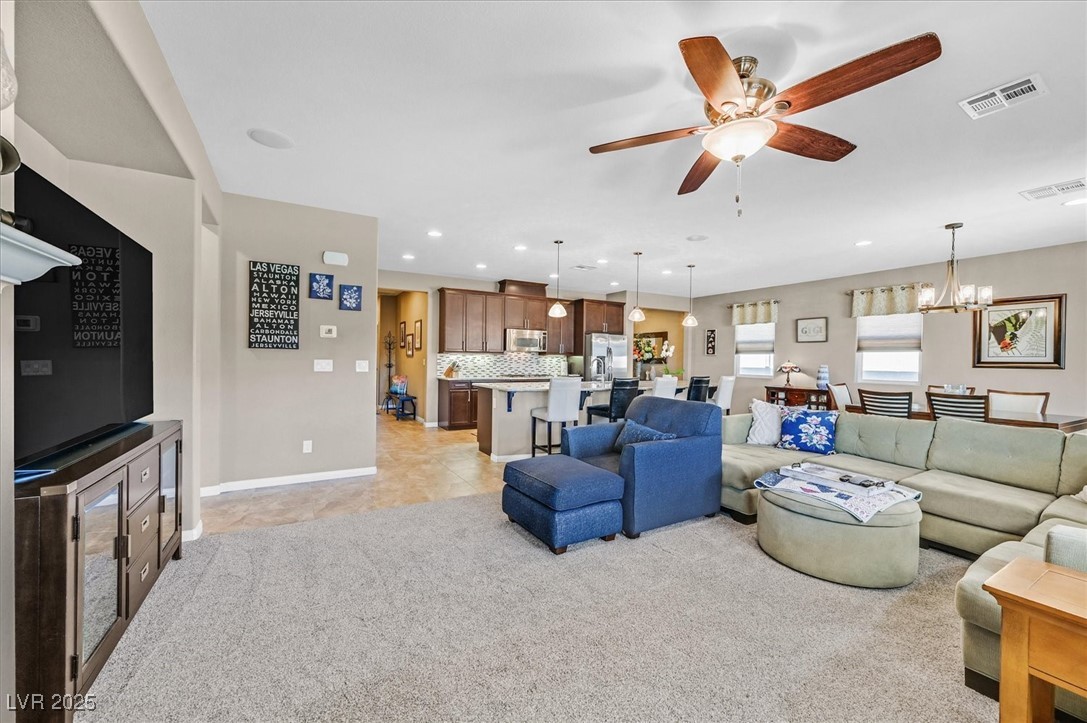 6914 Willowcroft Street