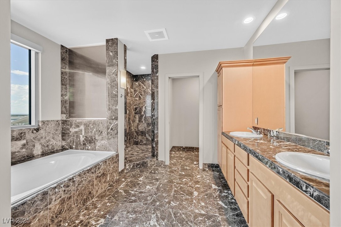 360 East Desert Inn Road 1201