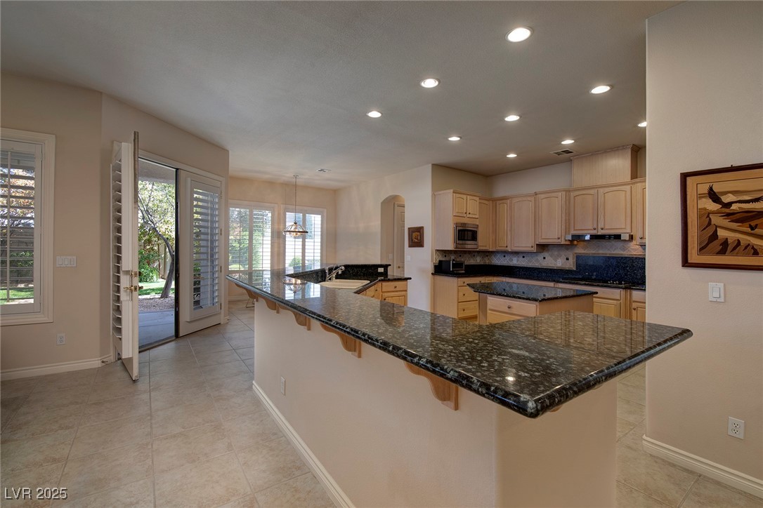 300 WINDFAIR Court