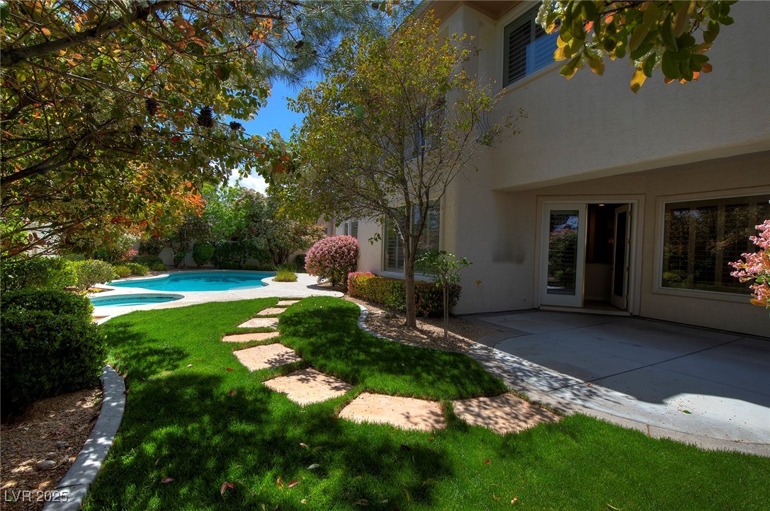 300 WINDFAIR Court