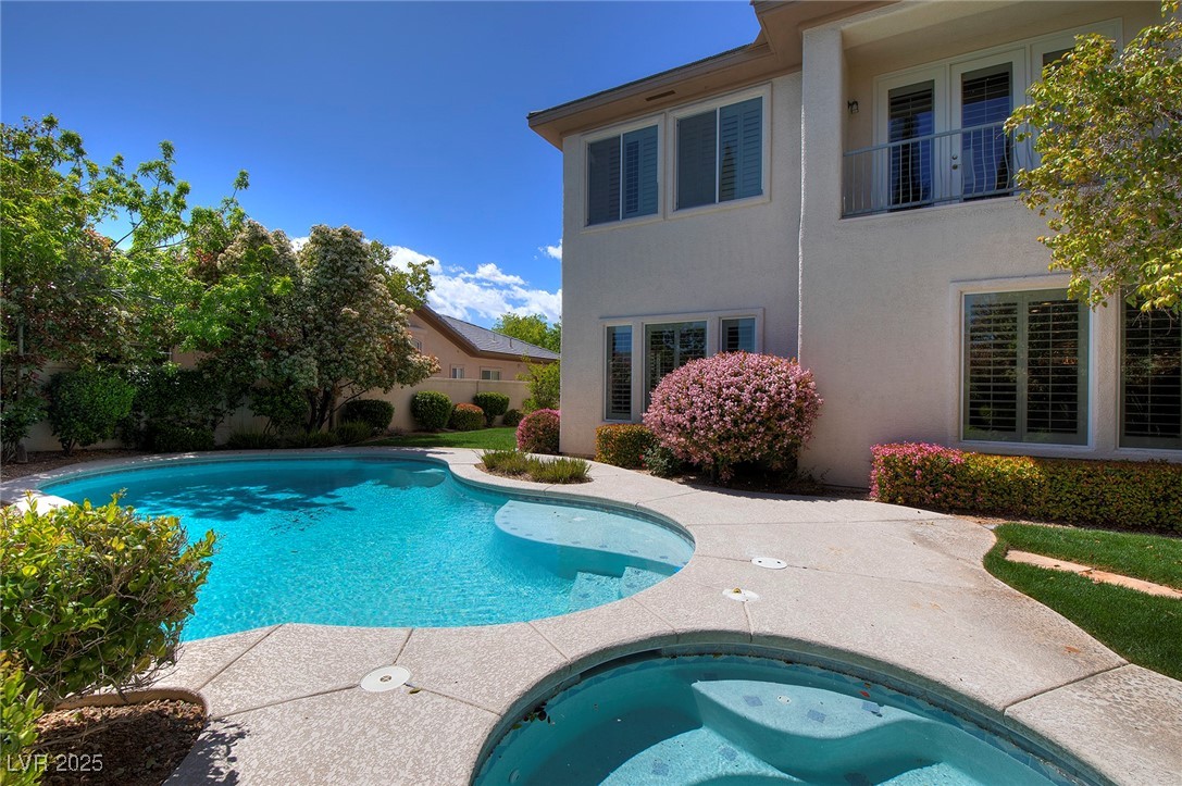300 WINDFAIR Court