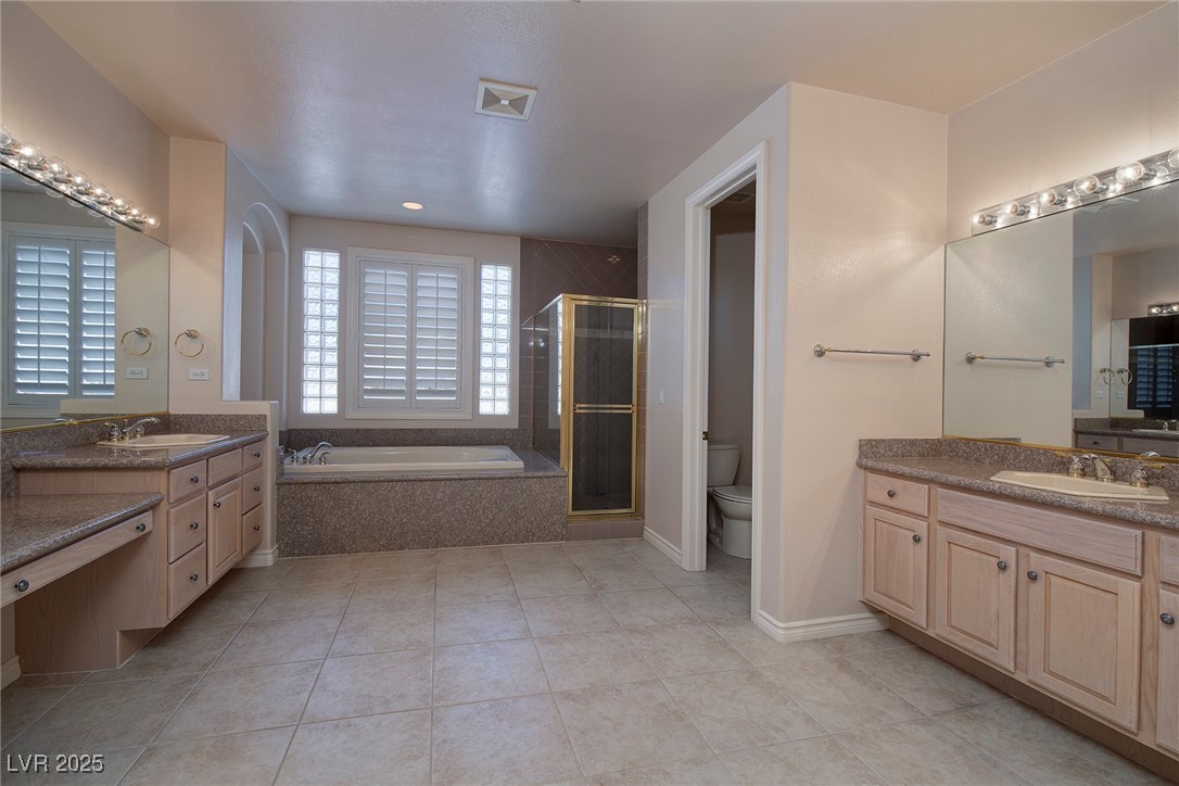 300 WINDFAIR Court