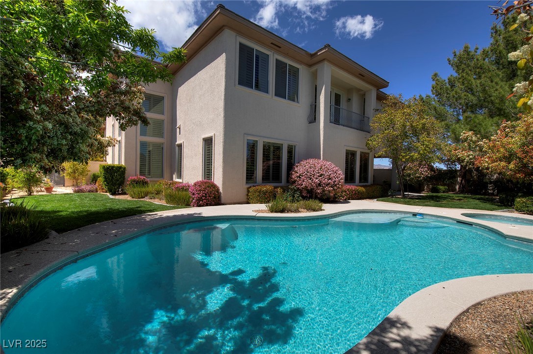 300 WINDFAIR Court