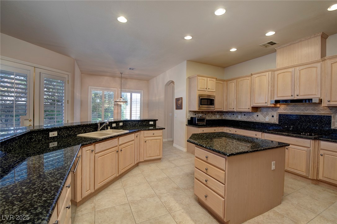 300 WINDFAIR Court