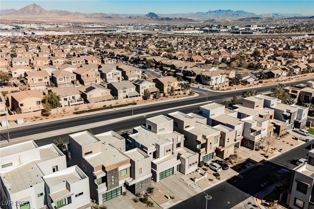 816 Loch Katrine Avenue