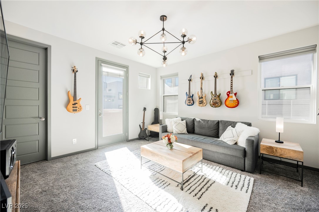 816 Loch Katrine Avenue