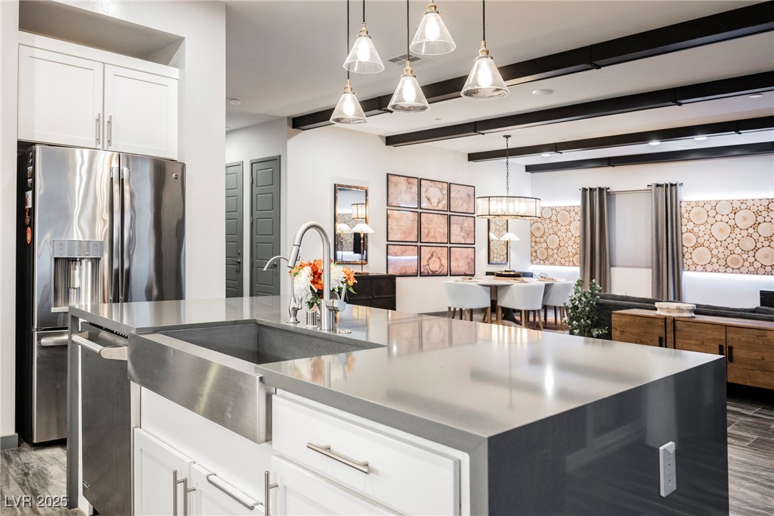 816 Loch Katrine Avenue