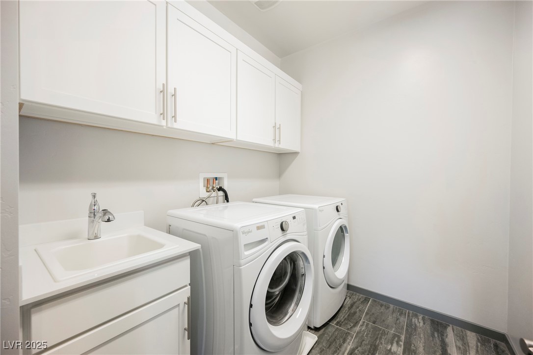 816 Loch Katrine Avenue