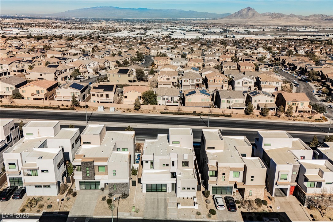 816 Loch Katrine Avenue