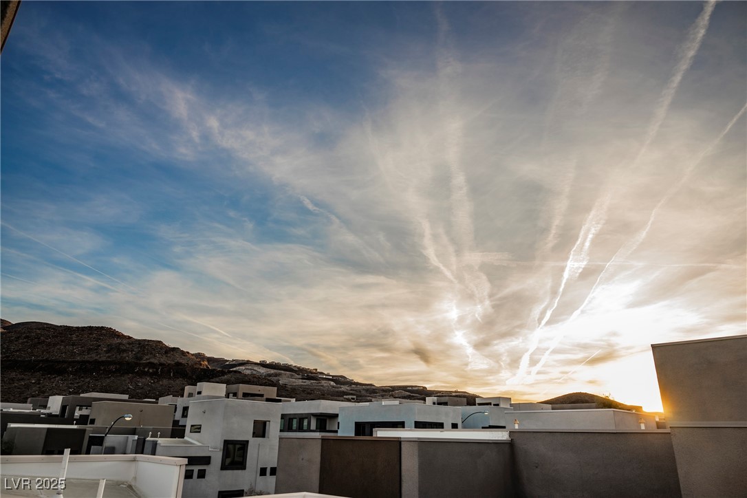 816 Loch Katrine Avenue